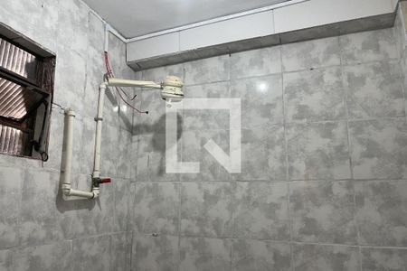 Banheiro de casa para alugar com 1 quarto, 40m² em Doutor Laureano, Duque de Caxias