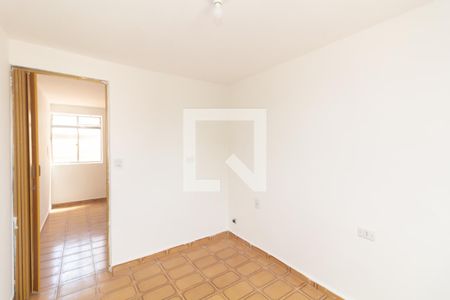Quarto 1 de apartamento para alugar com 2 quartos, 47m² em Conjunto Residencial José Bonifácio, São Paulo
