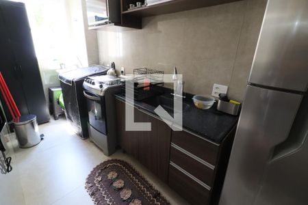 Cozinha e Área de Serviço de apartamento à venda com 2 quartos, 42m² em Jardim Boa Vista, Osasco