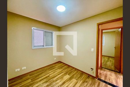 Quarto 2 de apartamento para alugar com 2 quartos, 40m² em Jardim do Papai, Guarulhos