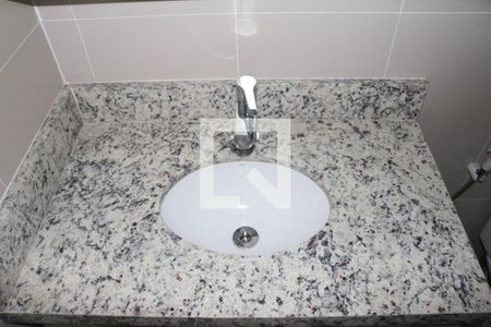 Banheiro de apartamento para alugar com 1 quarto, 38m² em Perdizes, São Paulo