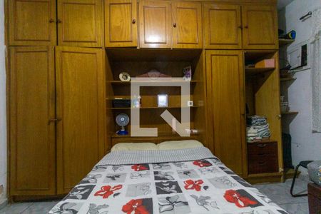 Quarto 1 de casa à venda com 2 quartos, 80m² em Jardim Triana, São Paulo