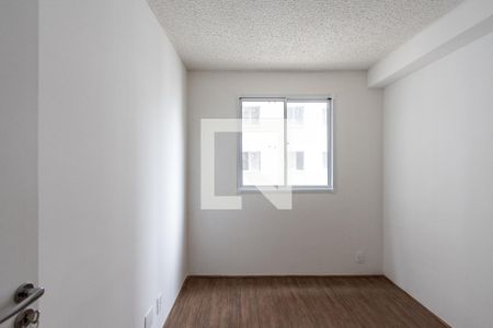 Apartamento para alugar com 2 quartos, 34m² em Parque Industrial Tomas Edson, São Paulo