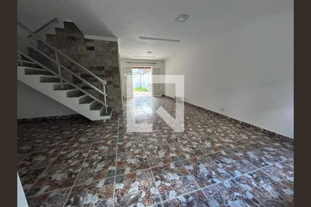 Casa à venda com 5 quartos, 166m² em Taquara, Rio de Janeiro