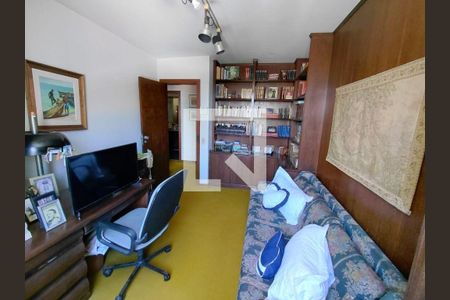 Apartamento à venda com 4 quartos, 350m² em Ingá, Niterói