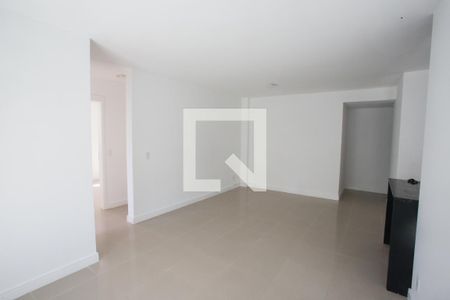 Sala de apartamento para alugar com 3 quartos, 90m² em Pechincha, Rio de Janeiro