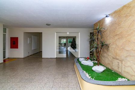 Hall de entrada de apartamento à venda com 3 quartos, 110m² em Conjunto California, Belo Horizonte