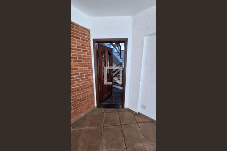 Casa para alugar com 3 quartos, 200m² em Rio Cotia, Cotia