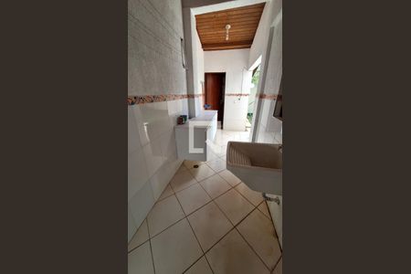 Casa para alugar com 3 quartos, 200m² em Rio Cotia, Cotia