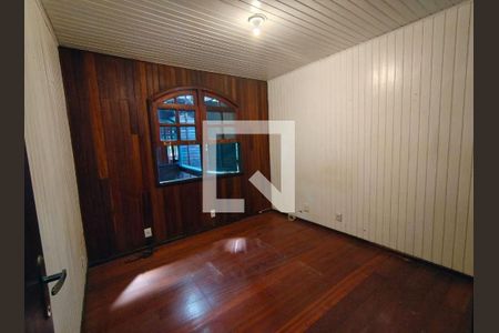 Casa à venda com 3 quartos, 339m² em Piratininga, Niterói
