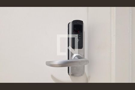Fechadura eletrônica de apartamento à venda com 2 quartos, 65m² em Pompeia, São Paulo