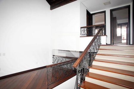 Sala 2 de casa à venda com 4 quartos, 210m² em Rio Branco, Porto Alegre