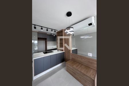 Sala  de apartamento para alugar com 2 quartos, 71m² em Santo Amaro, São Paulo