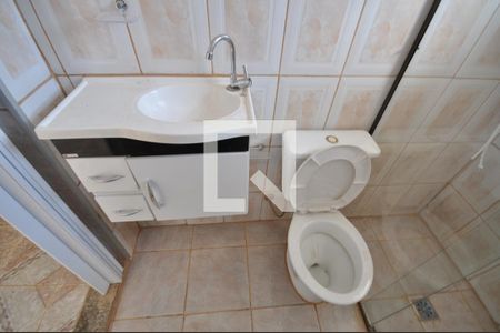 Banheiro de casa para alugar com 1 quarto, 35m² em Vila Dona Augusta, São Paulo