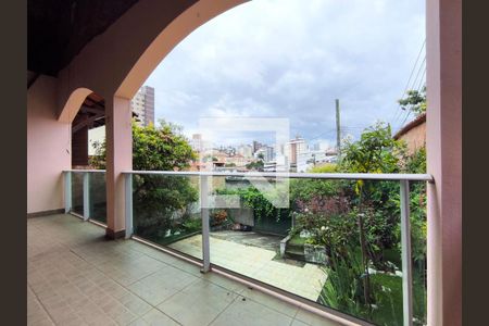 Casa à venda com 3 quartos, 360m² em União, Belo Horizonte