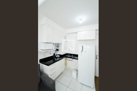 Sala/Cozinha de apartamento para alugar com 1 quarto, 28m² em Vila Flora, Guarulhos