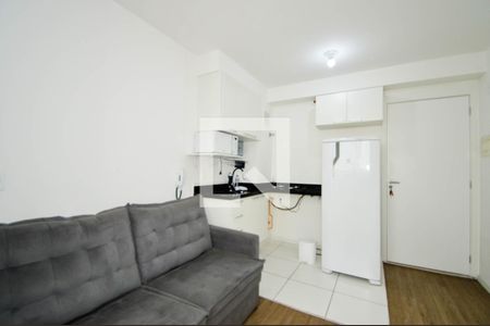 Sala/Cozinha de apartamento para alugar com 1 quarto, 28m² em Vila Flora, Guarulhos