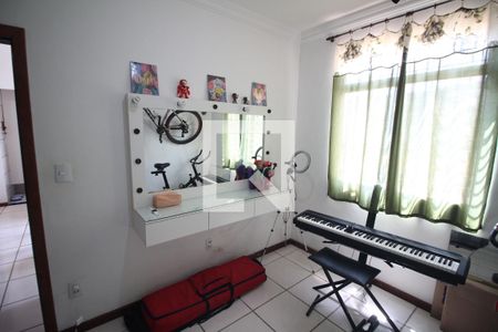 Quarto 1 de apartamento para alugar com 2 quartos, 57m² em Santa Helena (barreiro), Belo Horizonte