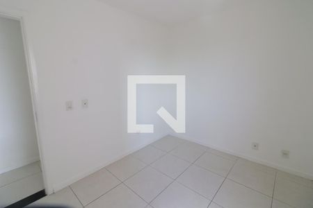 Quarto 2 de apartamento para alugar com 2 quartos, 52m² em Jardim Roberto, Osasco