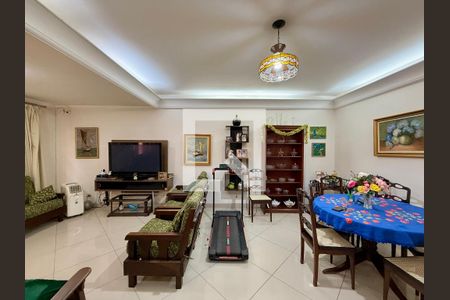 Casa à venda com 3 quartos, 210m² em Cidade Monções, São Paulo