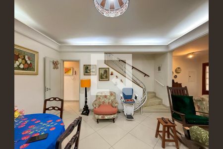 Casa à venda com 3 quartos, 210m² em Cidade Monções, São Paulo