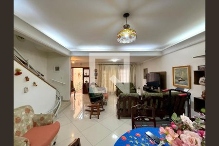 Casa à venda com 3 quartos, 210m² em Cidade Monções, São Paulo