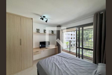 Quarto  de kitnet/studio para alugar com 0 quarto, 26m² em Campo Belo, São Paulo
