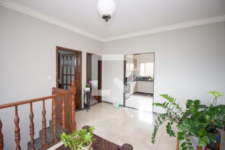 sala 2 de casa para alugar com 4 quartos, 224m² em Nacional, Contagem