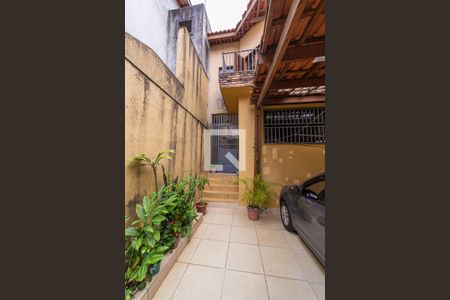 Garagem de casa à venda com 3 quartos, 84m² em Cidade Patriarca, São Paulo