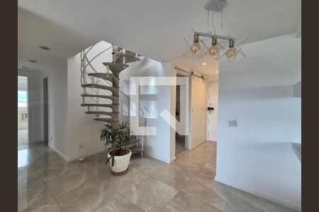 Sala de apartamento para alugar com 3 quartos, 186m² em Recreio dos Bandeirantes, Rio de Janeiro