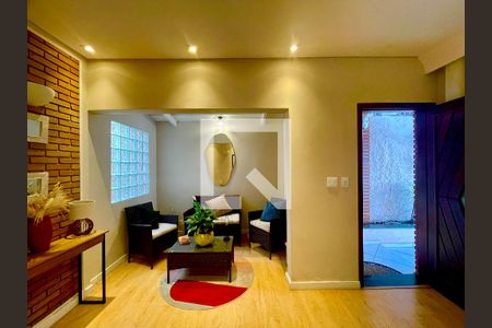Sala de casa à venda com 2 quartos, 118m² em Vila Galvão, Guarulhos