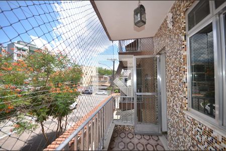 Varanda da Sala  de apartamento para alugar com 2 quartos, 70m² em Vila Valqueire, Rio de Janeiro