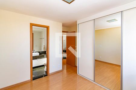 Suíte de apartamento à venda com 4 quartos, 233m² em Buritis, Belo Horizonte