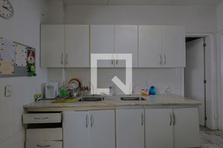 Apartamento à venda com 4 quartos, 200m² em Lourdes, Belo Horizonte