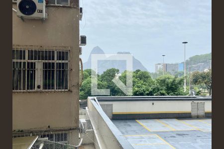 Vista Sala de apartamento para alugar com 3 quartos, 86m² em Botafogo, Rio de Janeiro