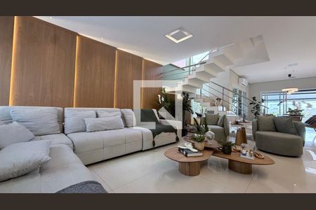 Sala de casa de condomínio para alugar com 3 quartos, 278m² em Swiss Park, Campinas