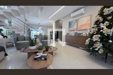 Sala de casa de condomínio para alugar com 3 quartos, 278m² em Swiss Park, Campinas