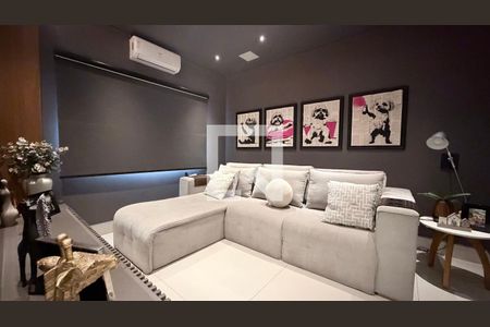 Sala de TV de casa de condomínio para alugar com 3 quartos, 278m² em Swiss Park, Campinas