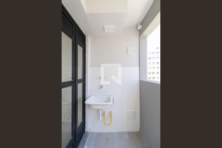 Varanda e Área de Serviço de apartamento para alugar com 2 quartos, 41m² em Cidade Antônio Estêvão de Carvalho, São Paulo
