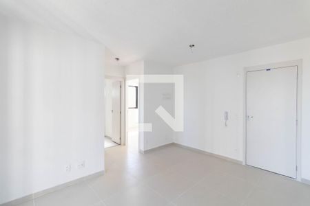 Sala e Cozinha de apartamento para alugar com 2 quartos, 41m² em Cidade Antônio Estêvão de Carvalho, São Paulo