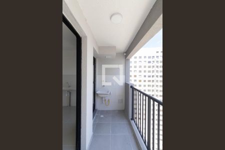 Varanda e Área de Serviço de apartamento para alugar com 2 quartos, 41m² em Cidade Antônio Estêvão de Carvalho, São Paulo