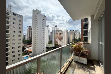 Varanda de apartamento para alugar com 3 quartos, 145m² em Indianópolis, São Paulo