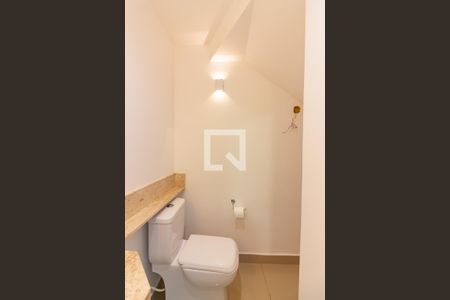 Lavabo de casa de condomínio à venda com 2 quartos, 90m² em Km 18, Osasco