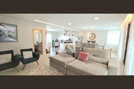 Casa de Condomínio para alugar com 4 quartos, 380m² em Condomínio Gran Royalle , Lagoa Santa