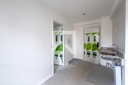 Sala e cozinha de apartamento à venda com 1 quarto, 24m² em Ipiranga, São Paulo