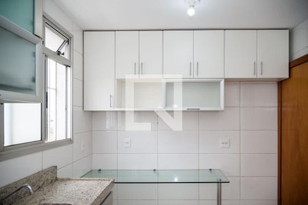 Apartamento à venda com 3 quartos, 198m² em Santa Efigênia, Belo Horizonte
