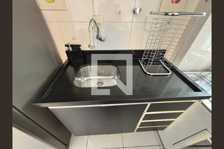 Cozinha de apartamento para alugar com 1 quarto, 45m² em Vila Nova Conceição, São Paulo