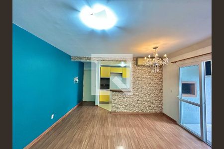 Apartamento para alugar com 3 quartos, 75m² em Industrial , Novo Hamburgo