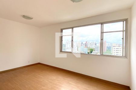 Sala de apartamento para alugar com 2 quartos, 95m² em Santo Antônio, Belo Horizonte
