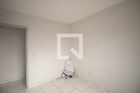 Quarto 2 de apartamento para alugar com 3 quartos, 53m² em Colubandê, São Gonçalo